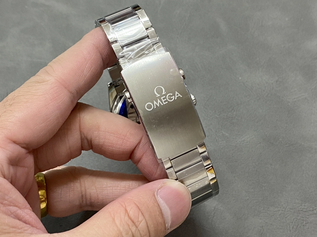 Functional CBD Factory Omega Seamaster 300 Heritage 41mm Black Sandwich Dial Stainless Steel Bracelet (234.30.41.21.01.001) 1:1 Super Clone – DD8912 Movement 248